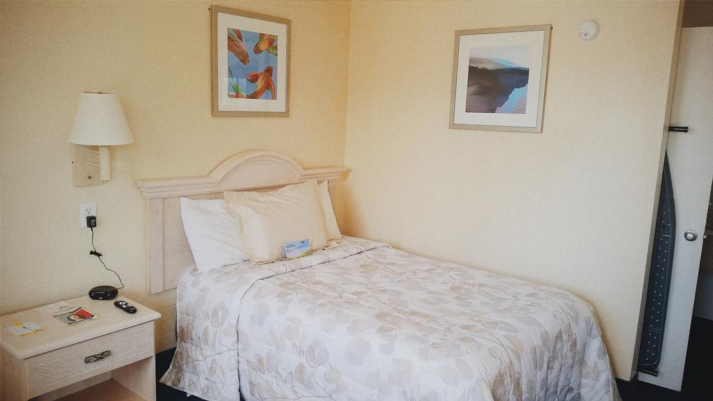 Days Inn Pensacola North Ferry Pass Extérieur photo