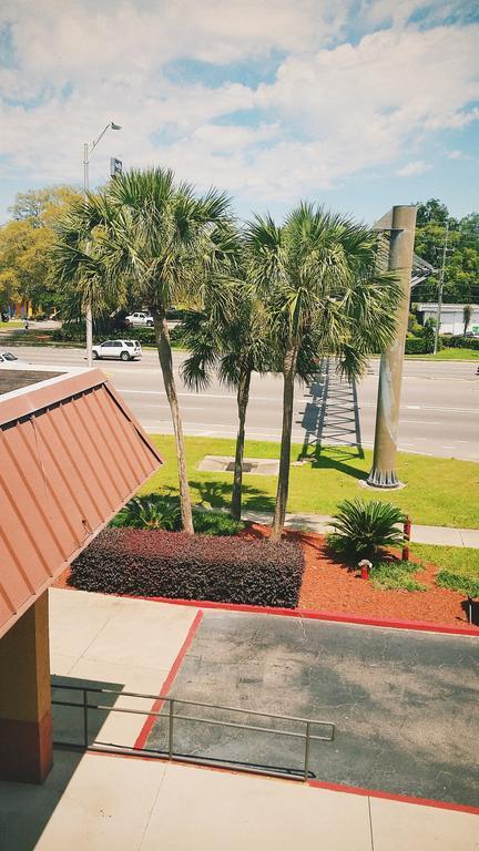 Days Inn Pensacola North Ferry Pass Extérieur photo